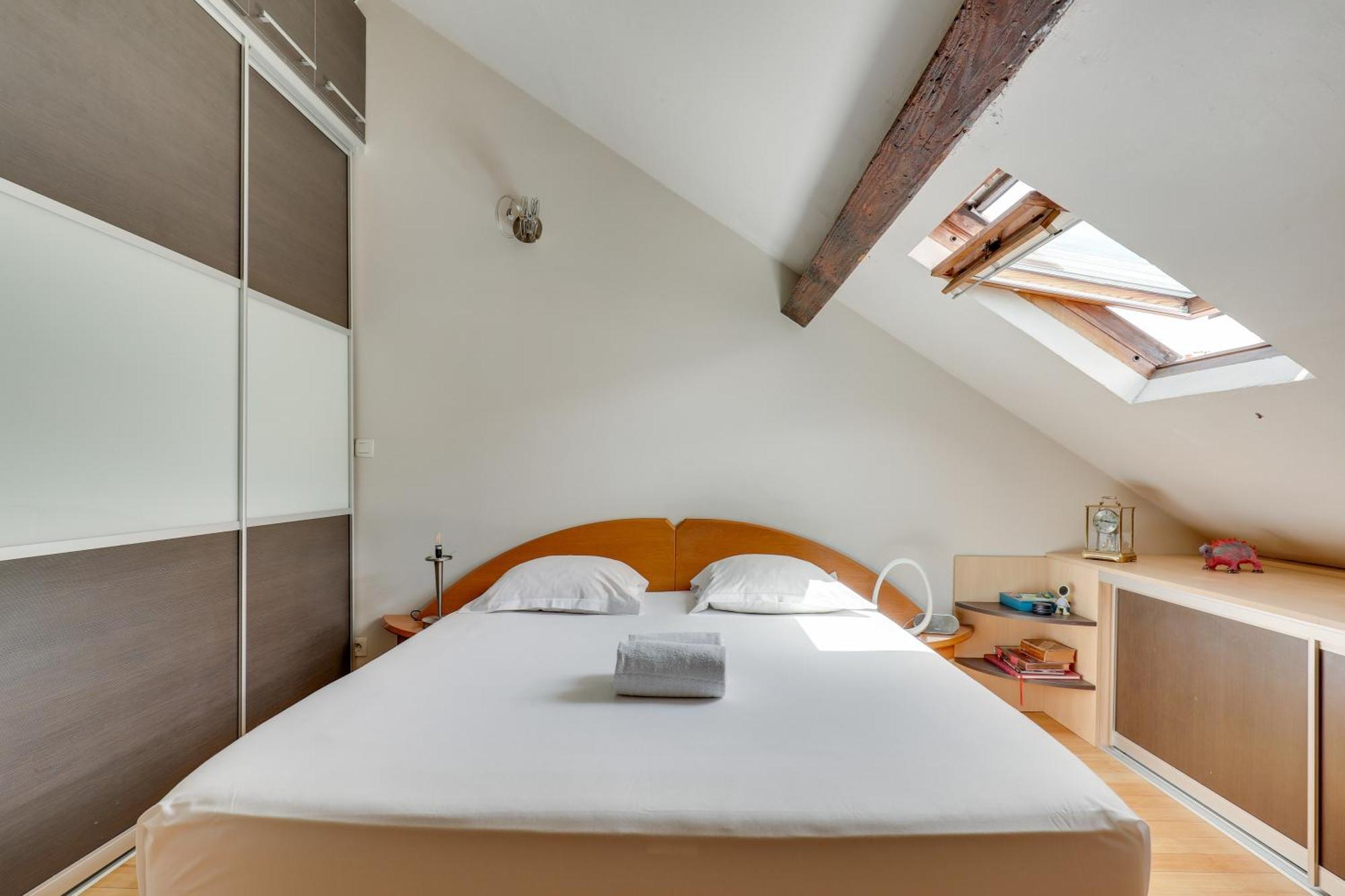 Duplex Calme Et Lumineux Au Coeur De Bastille París Exterior foto